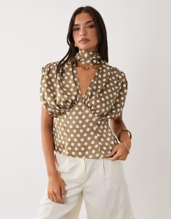 エイソス レディース トップス シャツ ドット柄 ドット プリント サテン ブラウス ASOS DESIGN satin scarf and volume detail blouse in polka