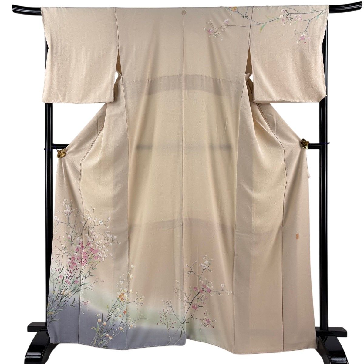 【美品】 訪問着 身丈166cm 裄丈68cm L 袷 稲手明仁 落款 枝梅 草花 染め分け ぼかし ベージュ 正絹 逸品 一つ紋 【中古】 31,720円