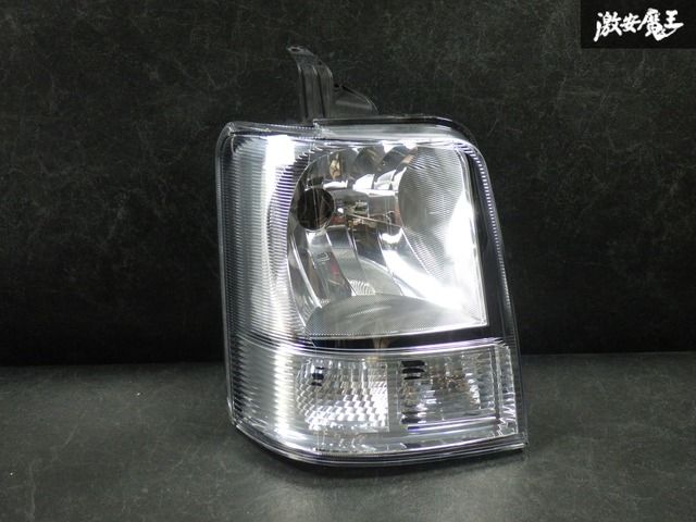 保証付き！即発送！】エブリイ DA64V/DA64W 右 ヘッドライト ヘッド