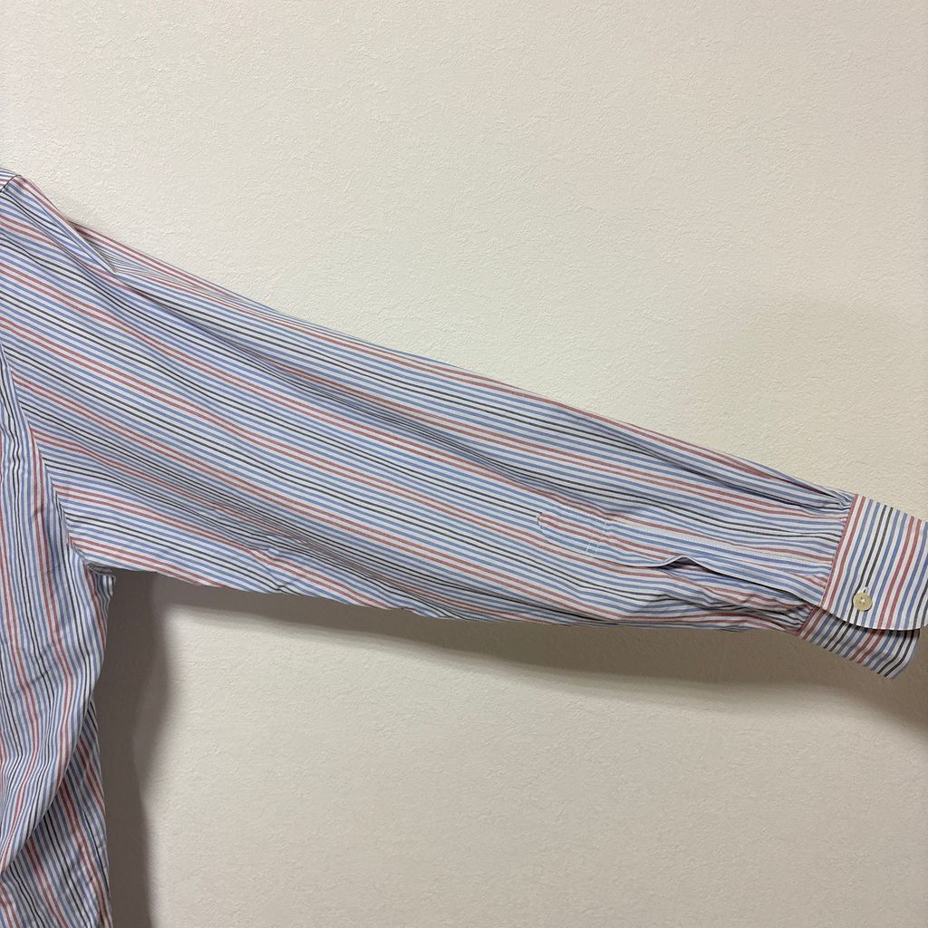 https://assets.mercari-shops-static.com/-/large/plain/2JUjifkQjknqgie3DSvEd4.jpg@jpg