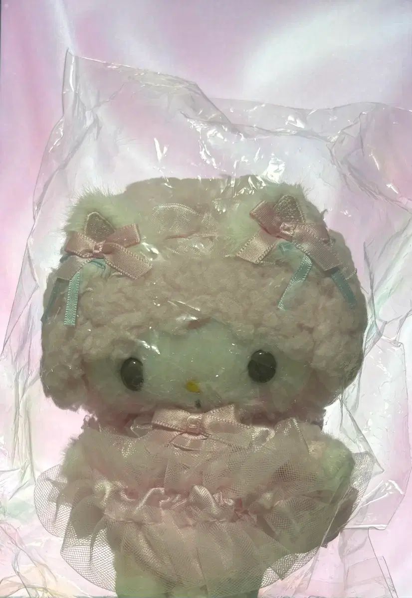 シロネコ ピアノ マスコットぬいぐるみ IN 版 出品