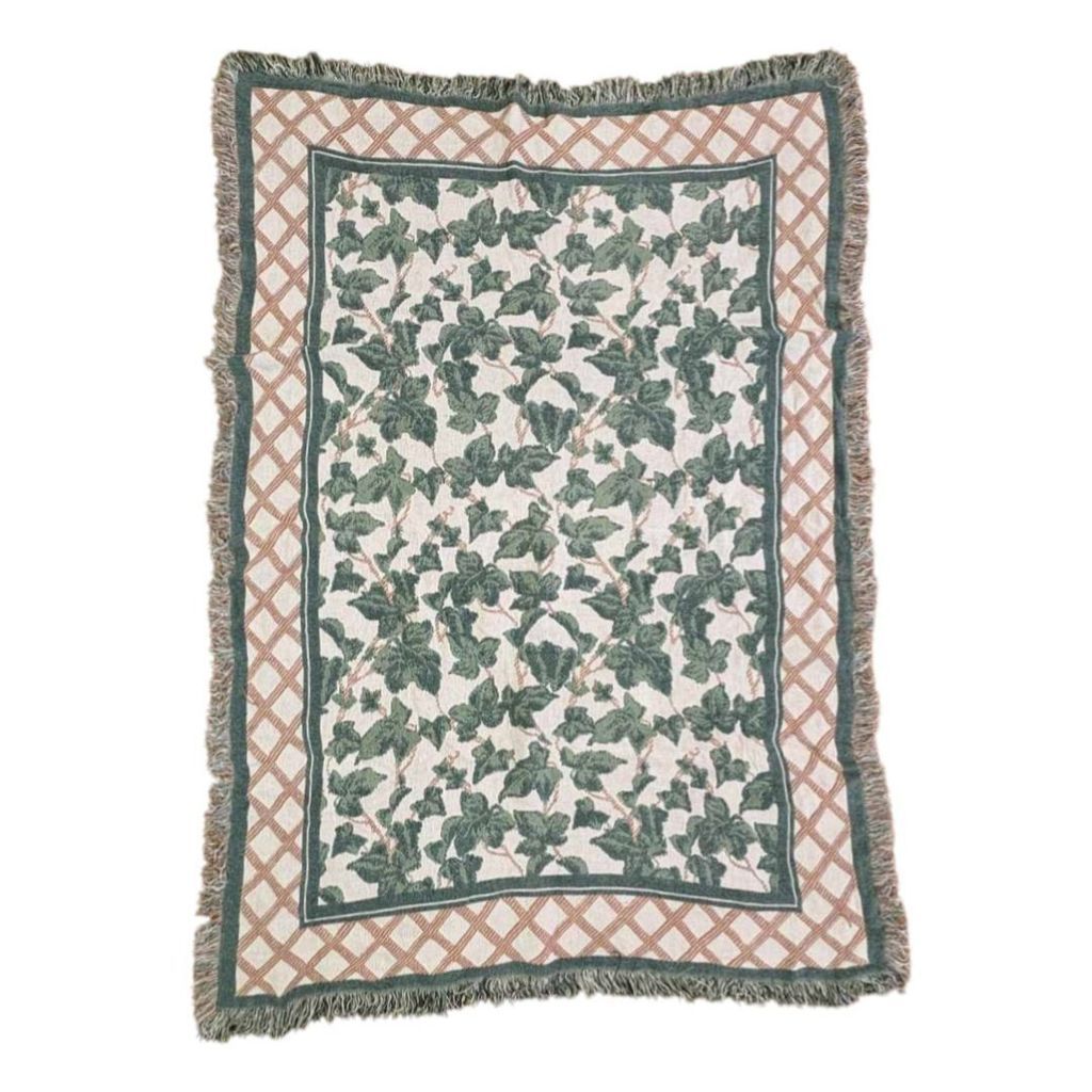 vintageラグ カーペット ツタ チェック 総柄 1887 vintageラグ カーペット ツタ チェック 総柄 1887 - メルカリ