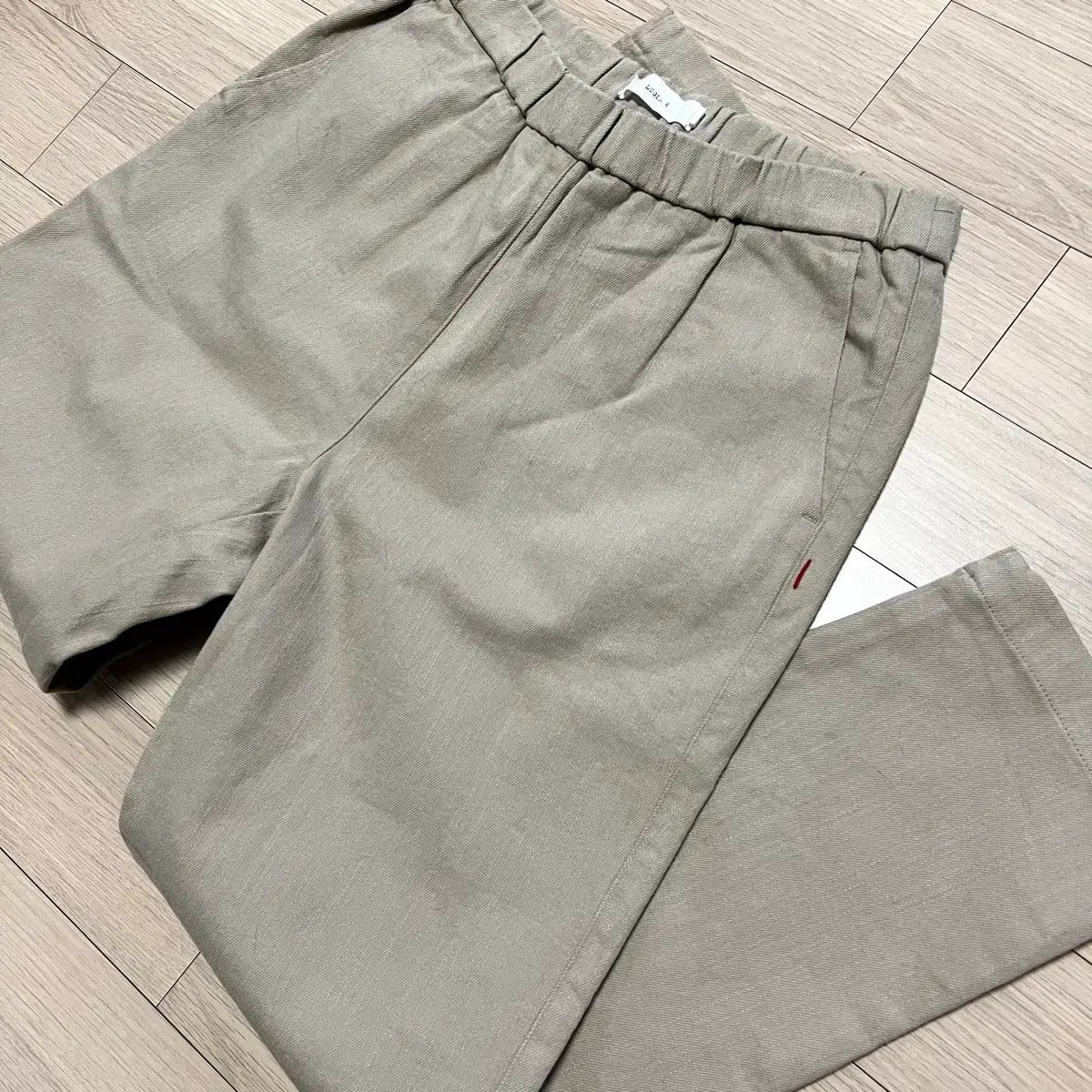 VALENTINO RUDY LUDIA K コットンストレッチ ズボン ベージュ 春 秋