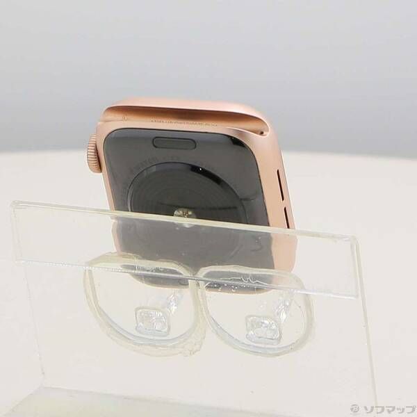 ソフマップ 〔中古品〕 Apple Watch SE 第1世代 GPS 40mm ゴールドアルミニウムケース バンド無し【258】