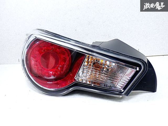 【点灯OK】トヨタ 純正 ZN6 86 ハチロク 前期 LED テールライト レンズ 左 左側 助手席側 KOITO 220-60082 ZC6 BRZ 即納 7,158円