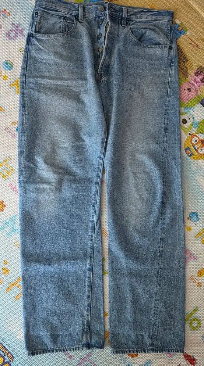 リーバイス ブラック 34-32 28,096円