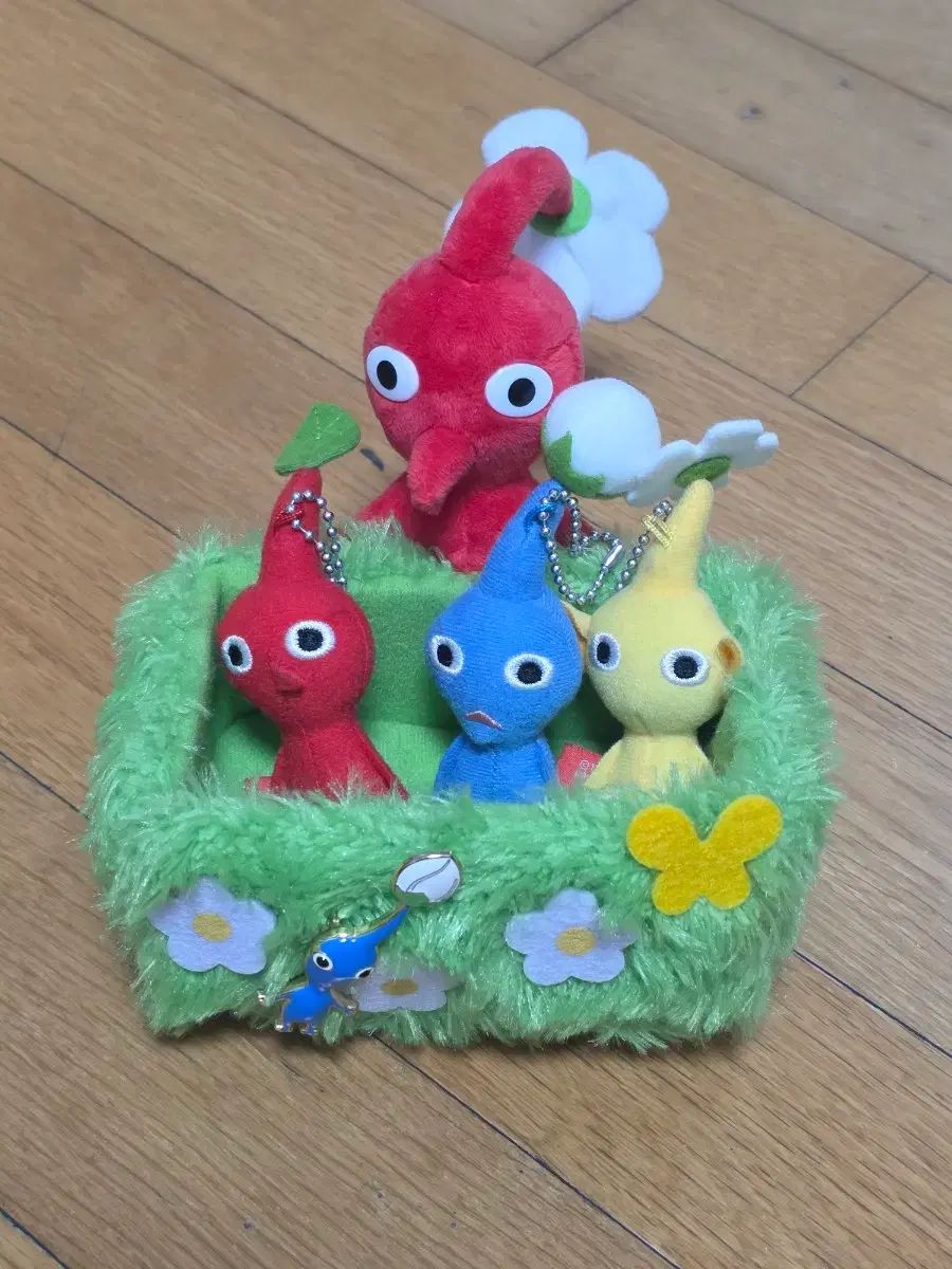 ピクミン ぬいぐるみ + バッジ まとめ