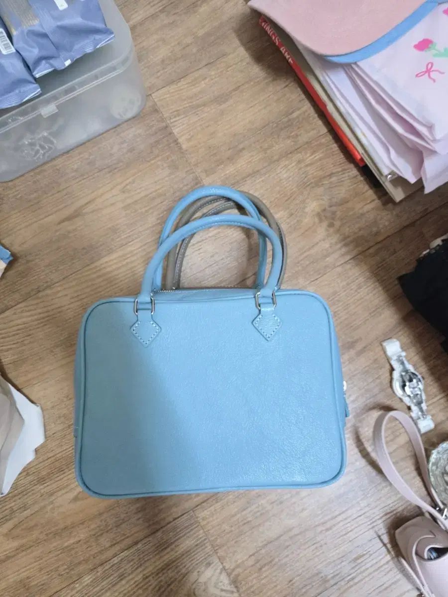 강자매 モディ앙 플룸백 ブルー 新品 出品