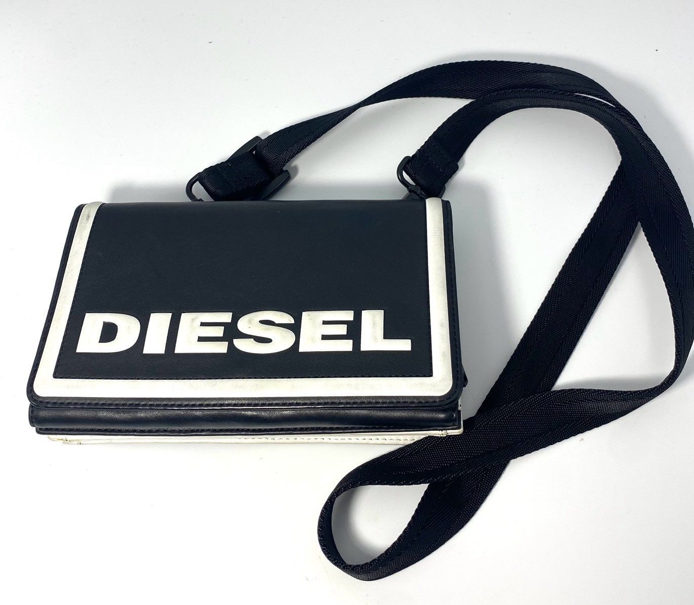 レディース ディーゼル DIESEL ショルダーウォレット 財布 ショルダー 
