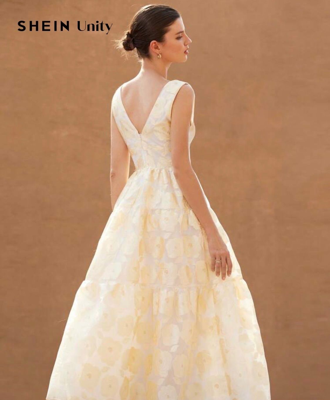 https://assets.mercari-shops-static.com/-/large/plain/2JUknZtjZsEB3yrvz2QLcu.jpg@jpg
