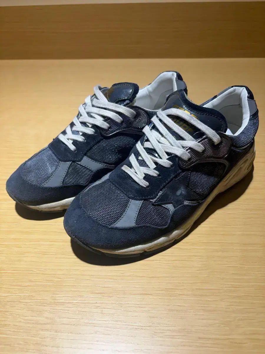 GOLDEN GOOSE ゴールデングース ダッドスタ 39サイズ