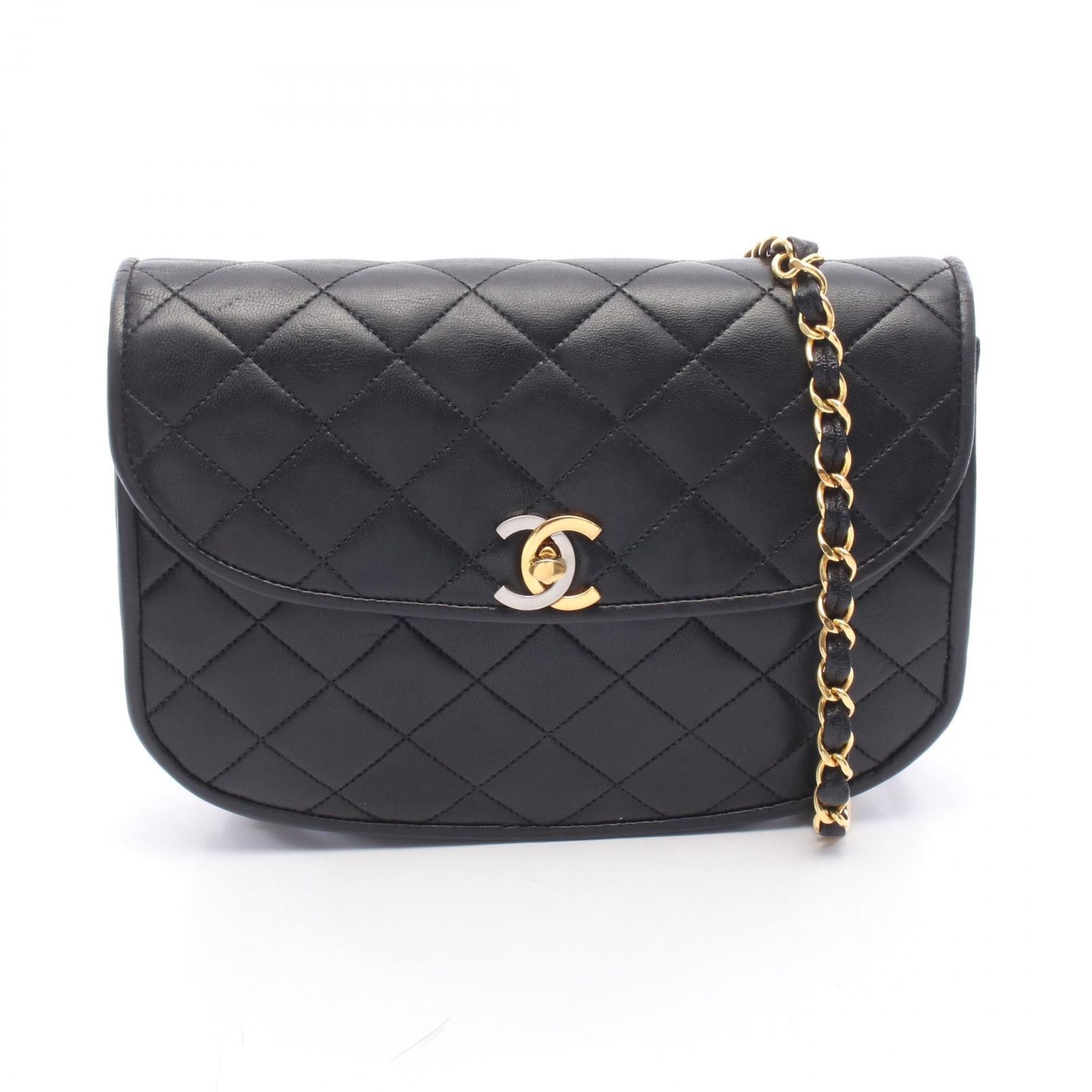 シャネル CHANEL ショルダーバッグ パリ限定 マトラッセ ラウンドフラップ ブラック ラムスキン（羊革） パリ限定 マトラッセ ラウンドフラップ チェーンショルダー