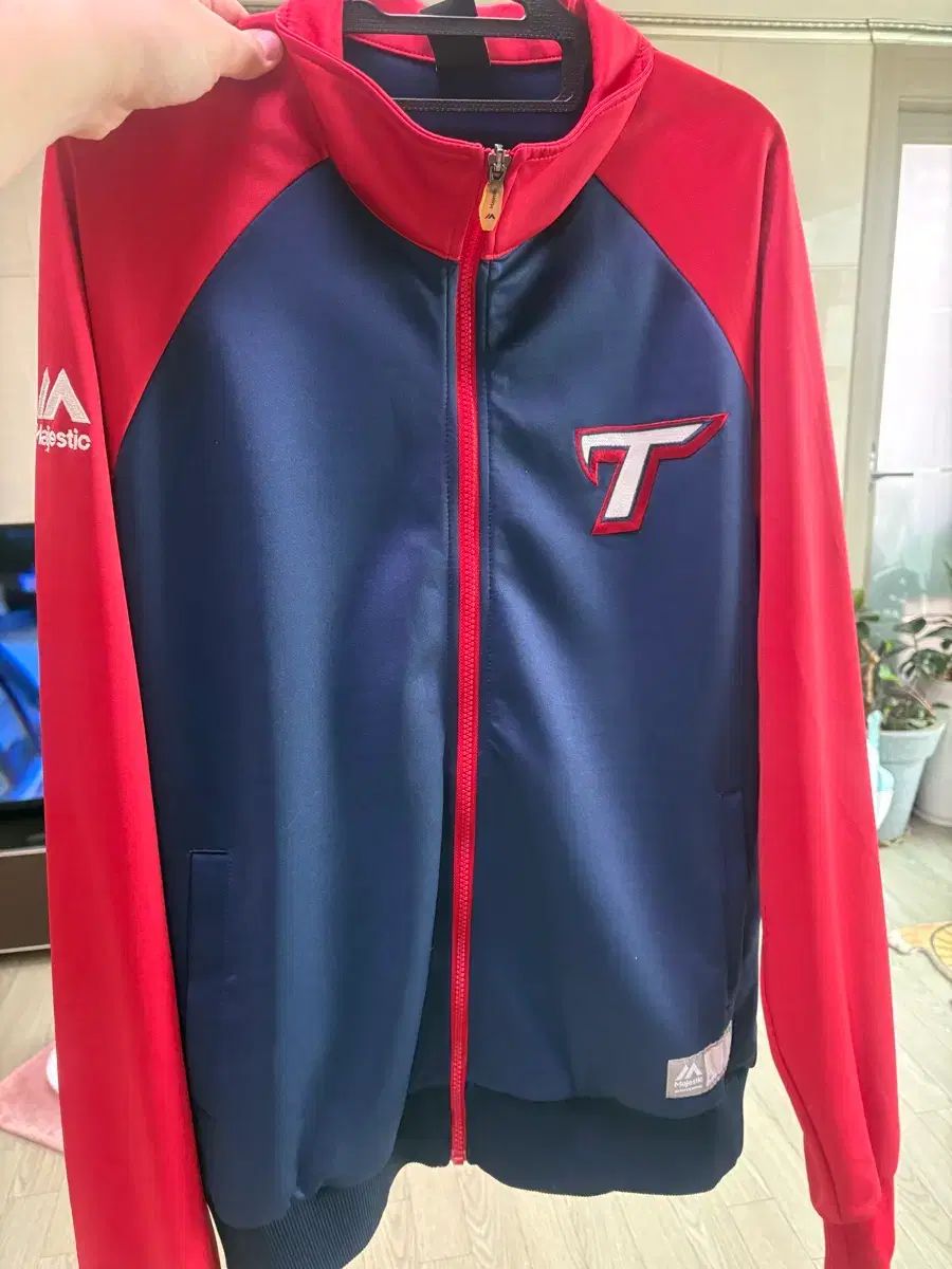 KIAタイガース ジャージ 105 ジャケット 100 出品 7,877円