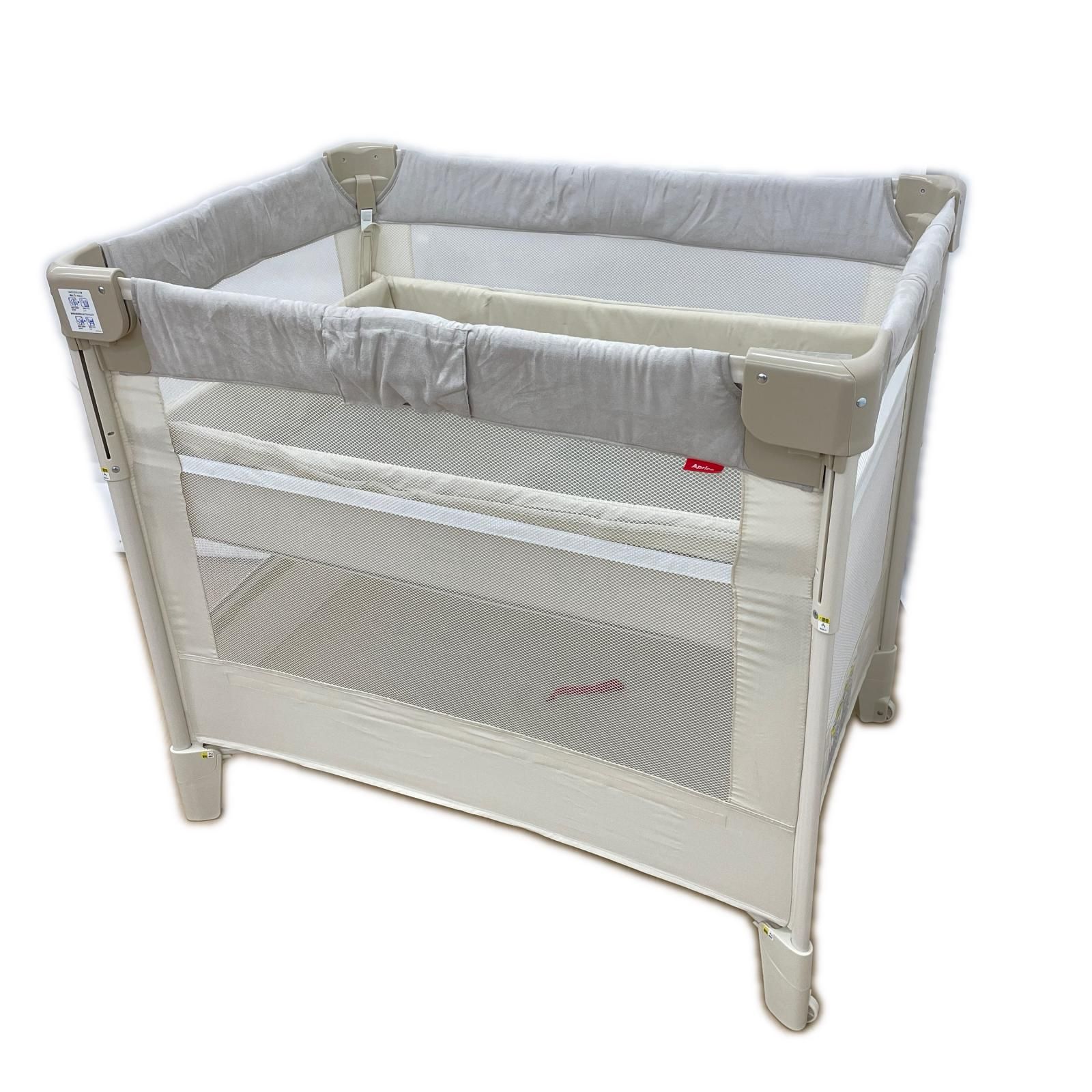 美品 Aprica ココネルエアープラスAB 2156262 ホワイトベージュ アップリカ Aprica ベビーベッド ココネルエアープラスAB ホワイト