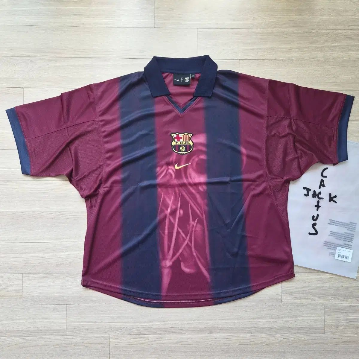 XL 新品) NIKE FCバルセロナ xSCOTT レトロ HOME ジャージ 2000/01 40,169円