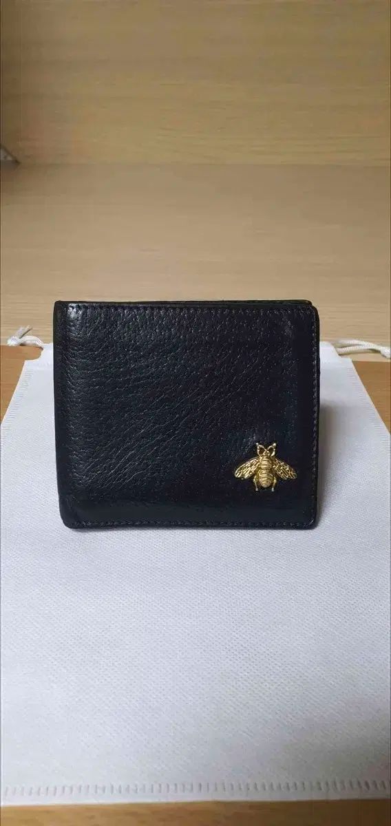 グッチ みつばち 二つ折り財布/財布 正規品 A級 (鑑定O)