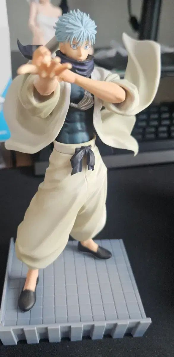 (開封品) 呪術廻戦 五条 GIGAジャンプ フィギュア 20,852円