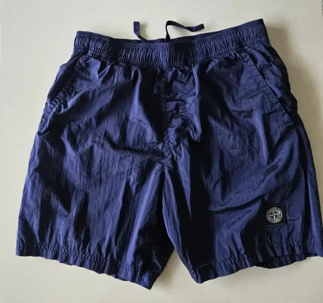 STONE ISLAND ストーンアイランド ナイロン ハーフパンツ S 20,341円