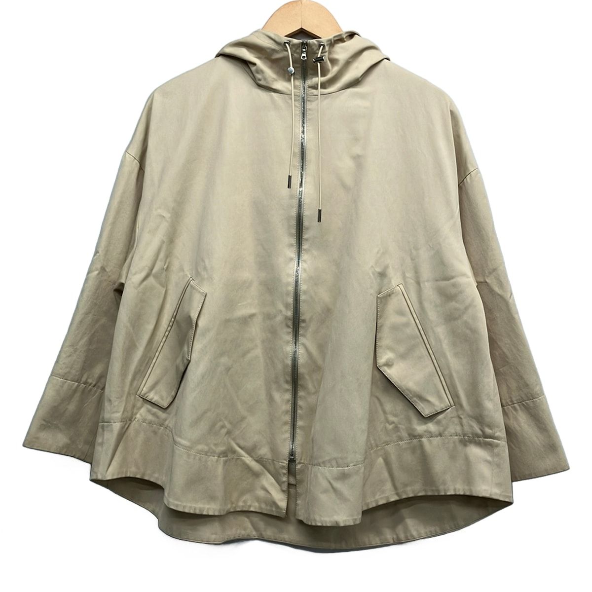 ebure(エブール) ブルゾン サイズ36美品 - ベージュ 長袖/春/秋