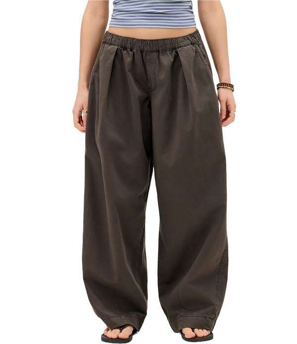 アーバンアウトフィッターズ レディース ボトムス カジュアルパンツ BDG Urban Outfitters Bobbi Pants Brown ブラウン