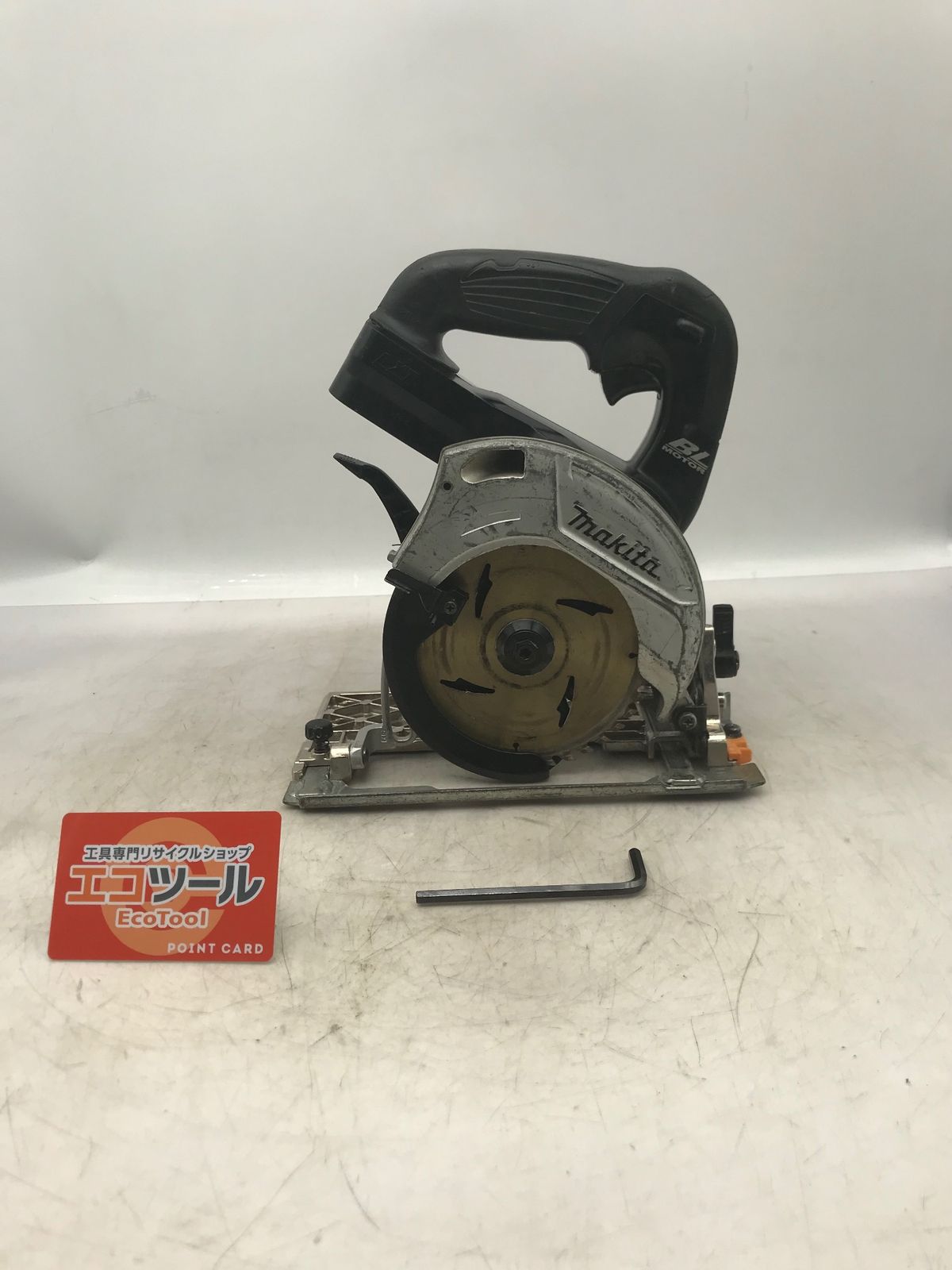 【中古品】Makita/マキタ HS470DZB ☆ 125ミリ充電式丸のこ(黒) [IT_WJ748][小牧][M04]