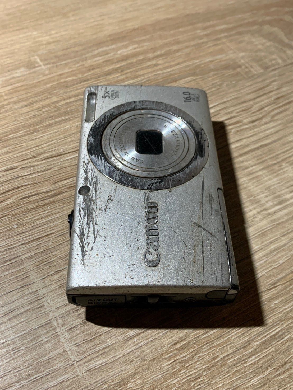 2789 Canon PowerShot A2400 IS シルバー ジャンク品 デジカメ【ネ