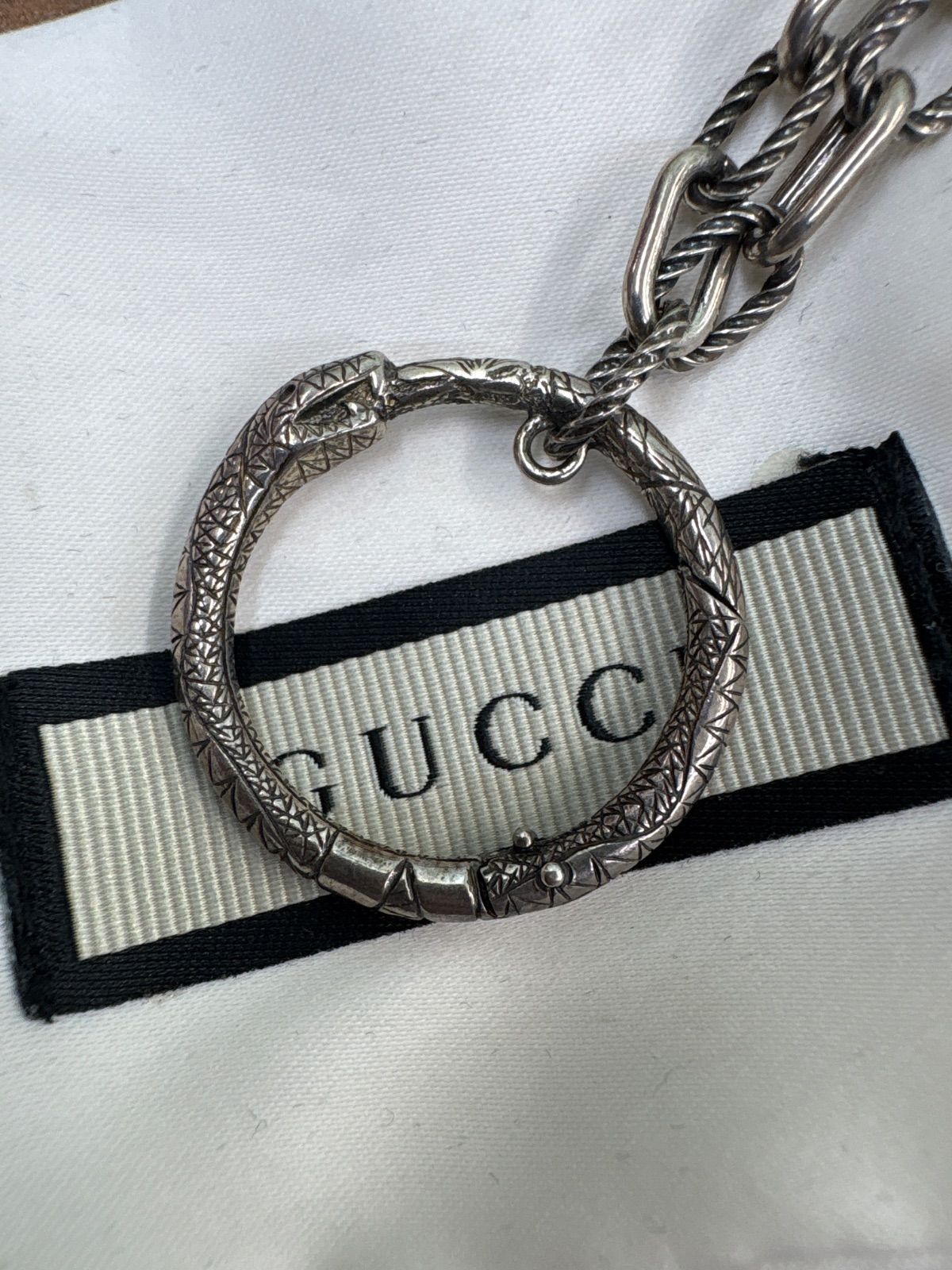 GUCCI グッチ ウロボロス チェーンネックレス スネーク 蛇モチーフ sv925 シルバーアクセサリー 送料無料♪ 27,690円