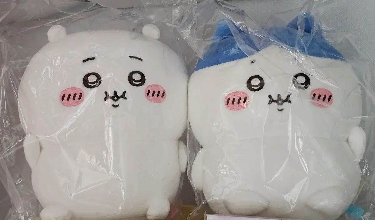 ポポドン掌サイズぬいぐるみ ちいかわ ハチワレ 未開封新品