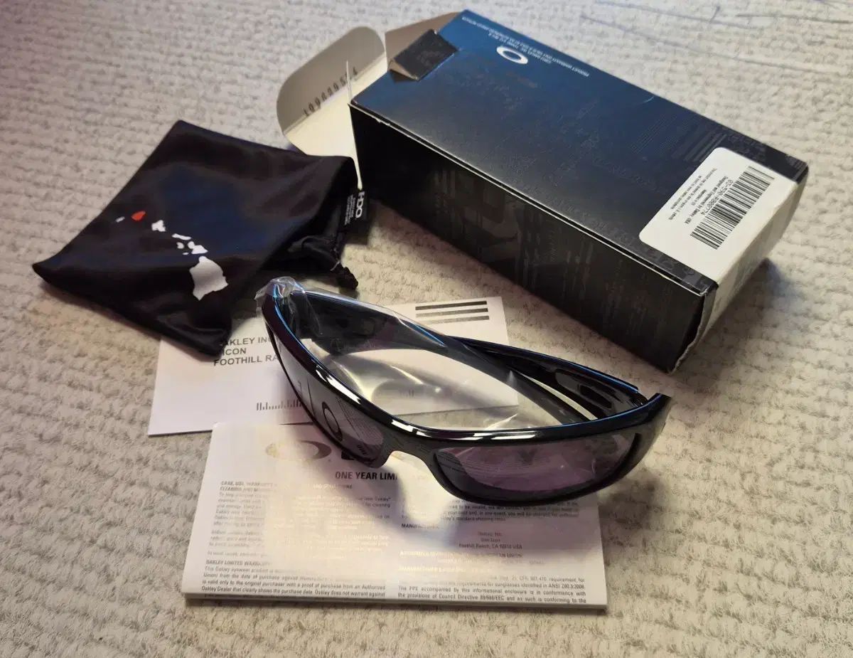 オークリー ハイジンクス ブルース Oakley Hijinx Bruce 新品