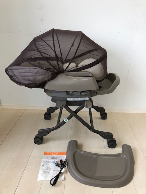 美品　クリーニング済み　マルチメッシュカバー　説明書付ホワイトレーベル ネムリラ AUTO SWING BEDi おやすみドーム EG ヘーゼルベージュ コンビ(Combi) 電動　ハイローチェア・ベビーラック0724-10