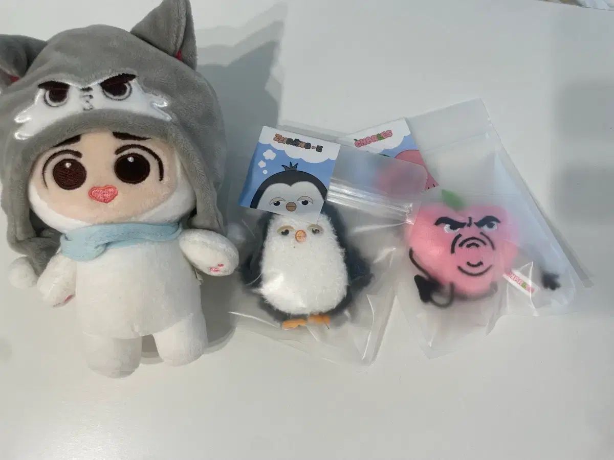 ベイビーチャールズディオレミぬいぐるみ