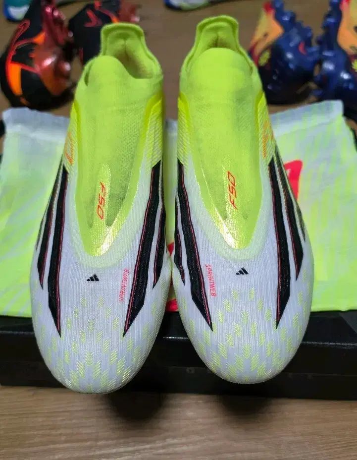 アディダス F50 エリート LL AG 280 サッカーシューズ 11,723円