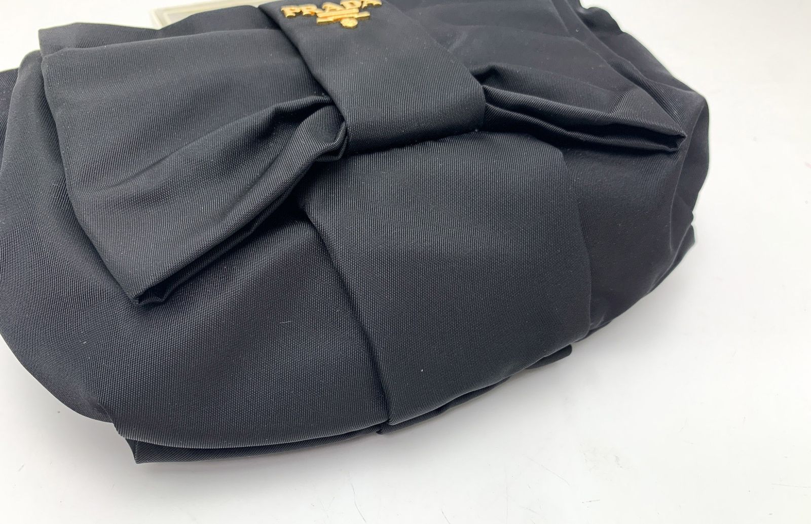 PRADA プラダ リボン ナイロン ポーチ コスメポーチ 化粧ポーチ テスートナイロン 1N1422 NERO ブラック 黒 ゴールド金具 ブランド PRADA プラダ リボン ナイロン ポーチ コスメポーチ 化粧ポーチ テスートナイロン 1N1422 NERO ブラック 黒 ゴールド金具 ブランド