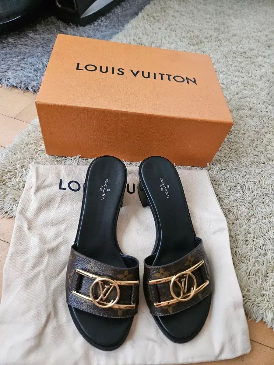 Louis Vuitton ルイヴィトン ミュール スリッパ 37