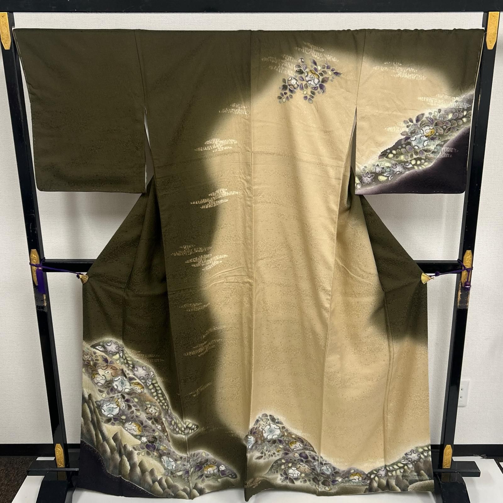 付下げ 圧巻の辻ヶ花絞り 裄68.5 絵羽 紋無し 正絹 着物 MK-3945