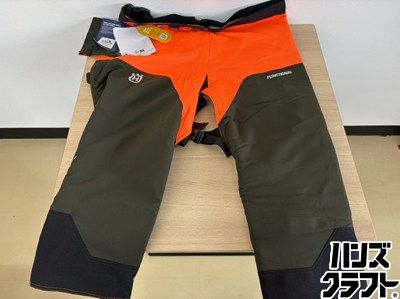 ■【未使用】ハスクバーナ チェーンソーチャップス 防護ズボン Sサイズ【ハンズクラフト宮崎新名爪店】 12,705円