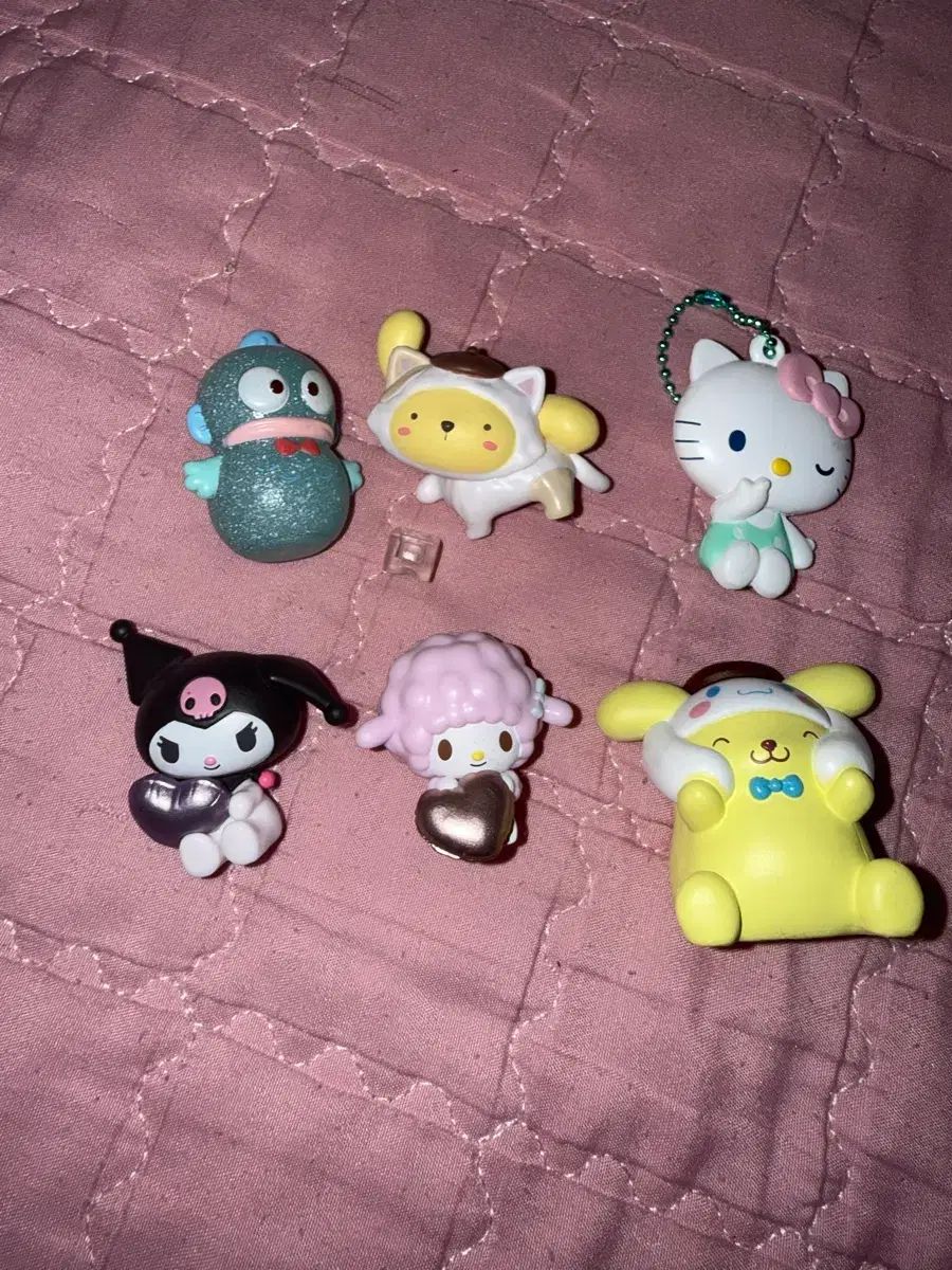 ハンギョドン マトリョーシカ + プーさん + ハローキティ キーホルダー + クロミ ハート + 羊 ハート + シナモンロール