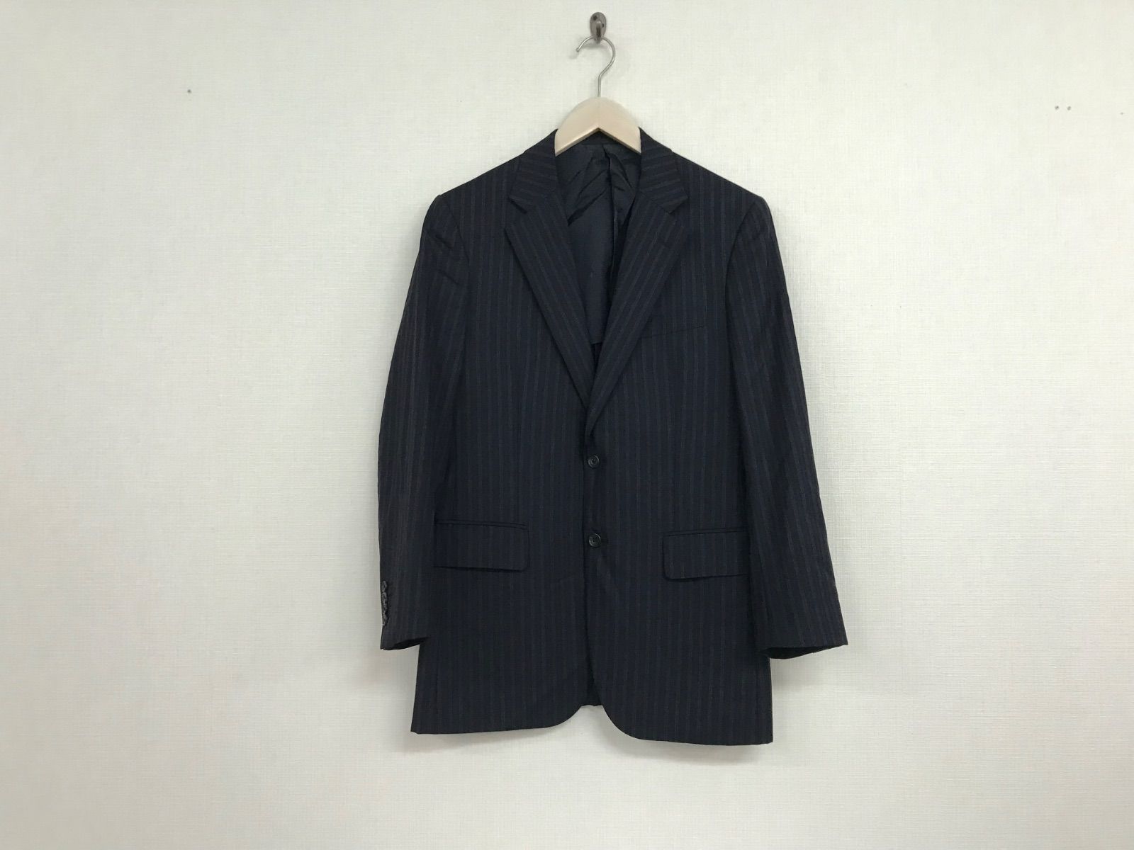 本物バーバリーロンドンBURBERRY LONDONウールストライプ柄テーラードジャケット長袖サーフアメカジスケーターストリートミリタリービジネススーツパーティーモードドレスゴルフメンズ黒ブラックA5M日本製