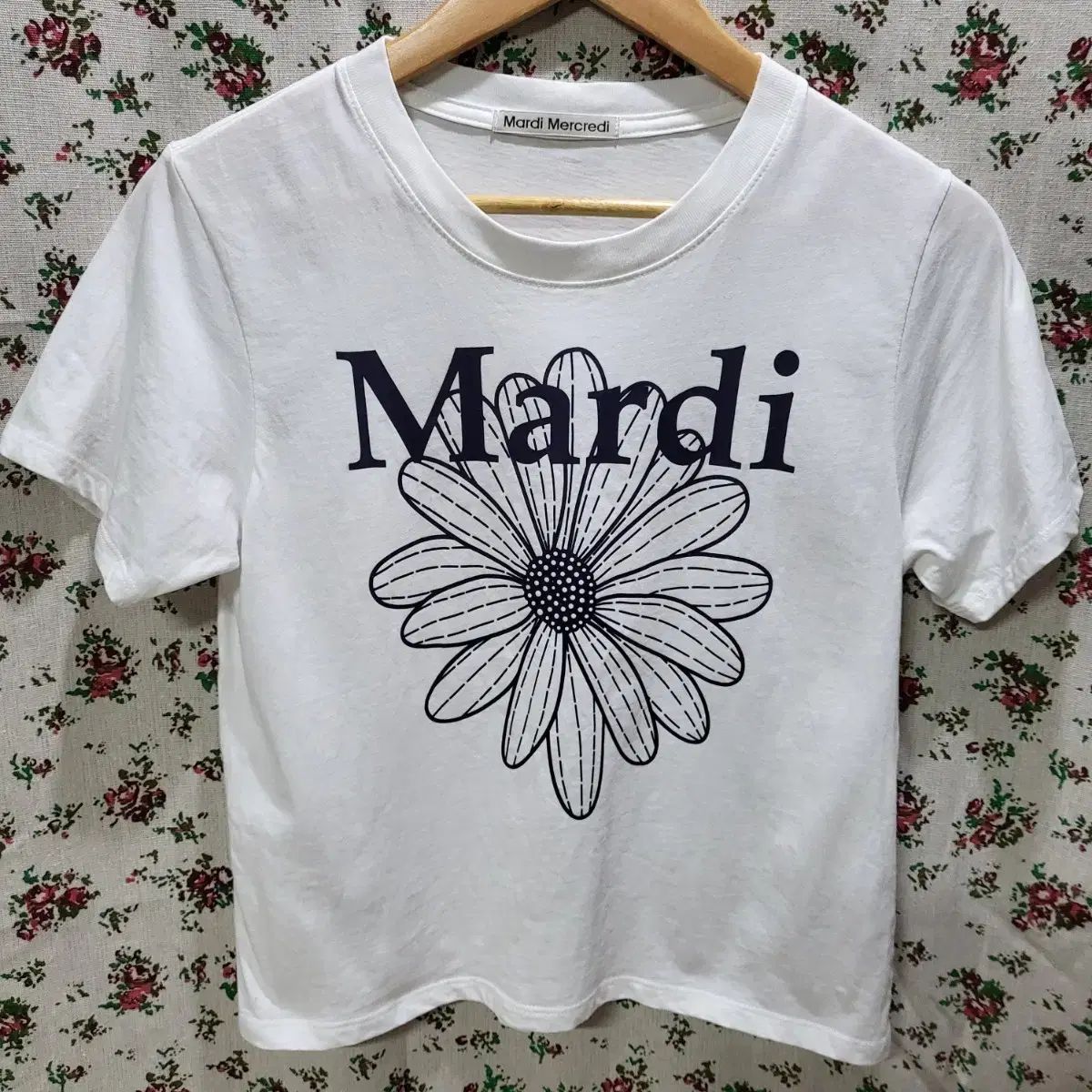 596 ) 98000 高品質 正規品 マルディメクルディ 春 夏 スリム フラワー 半袖Tシャツ 6,862円