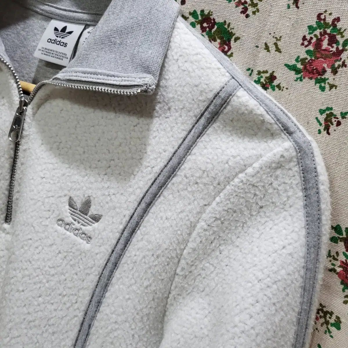 403 ) 高品質 (実際に着用した2回) アディダス レディース フリース ハーフジップアップ XS