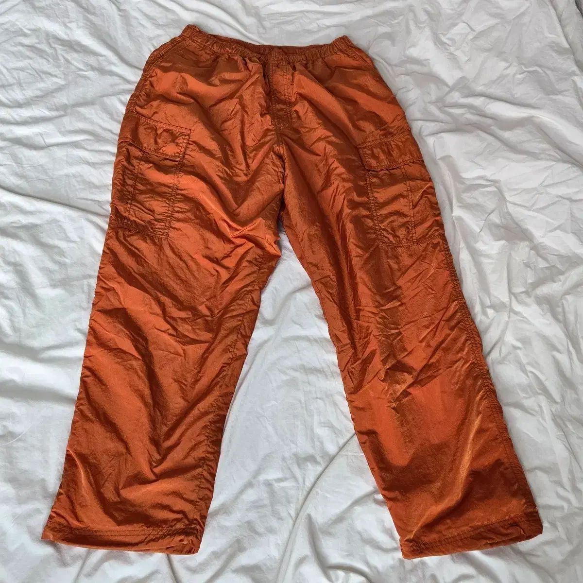 新品 フリック STORE オレンジ ナイロン カーゴ パンツ S