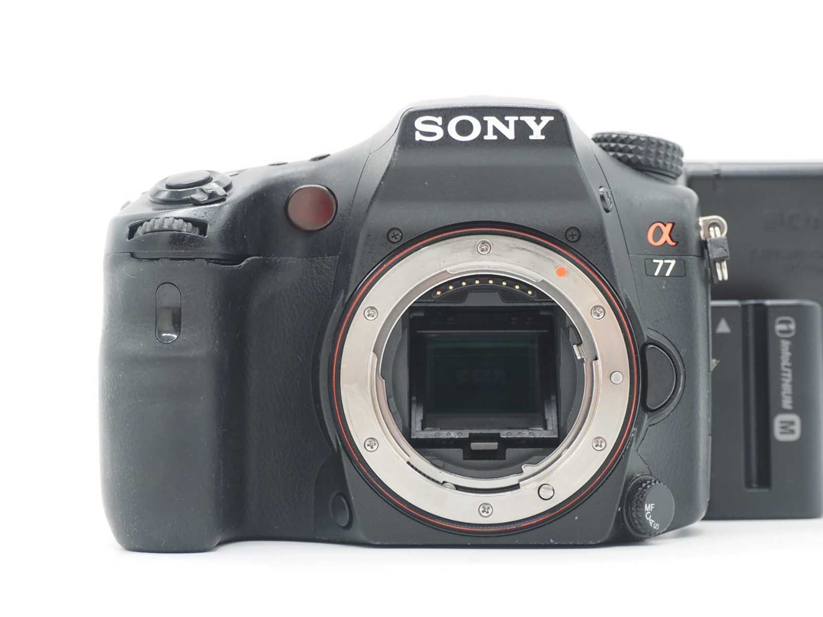 ソニー Sony Alpha a77 SLT-A77V 24.3MP Digital SLR Camera 129155 Shots [良品] #Z6678A 26,492円