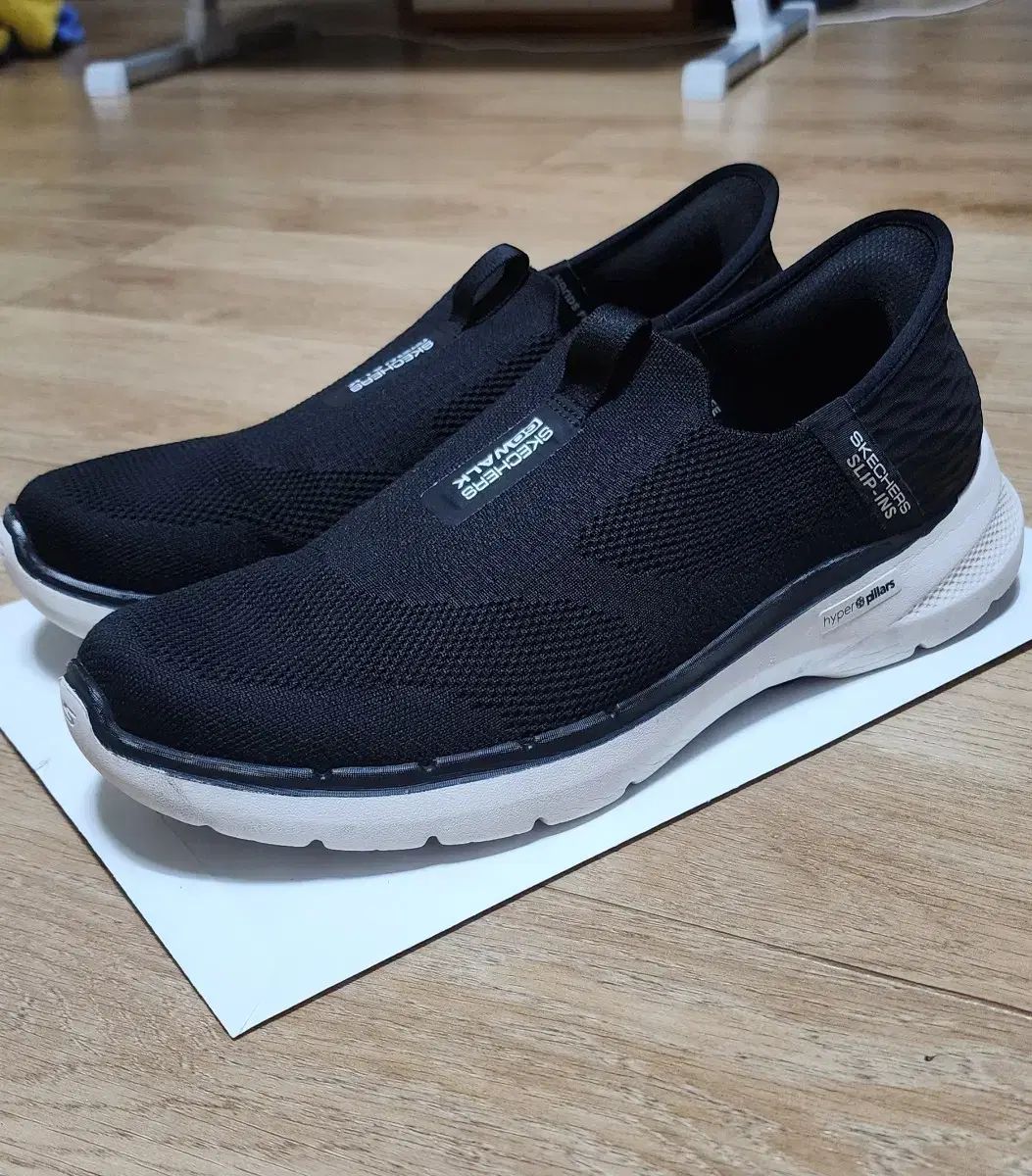 275 SKECHERS スケッチャーズ ゴーウォーク スリップイン IN / メンズ スリッポン スニーカー