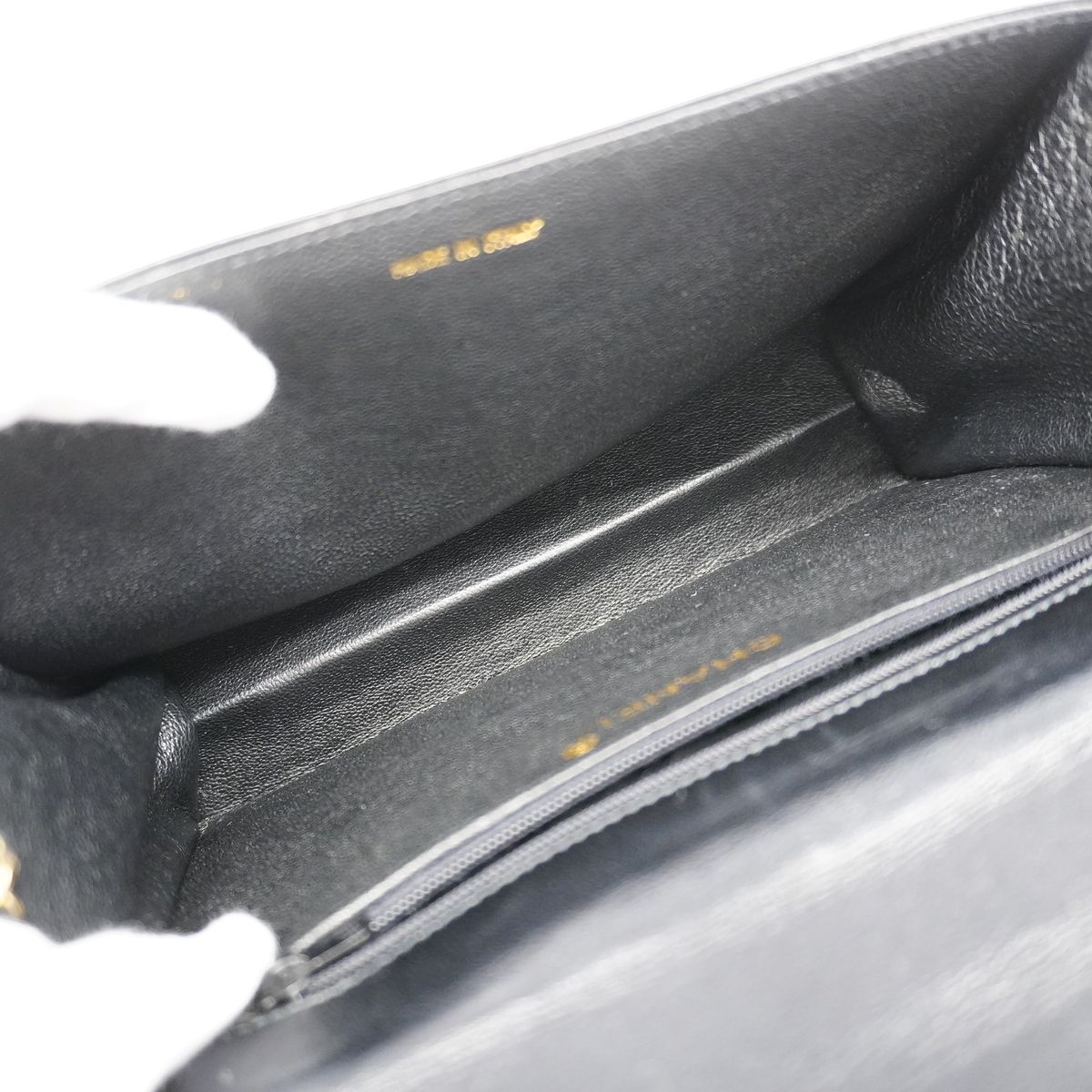 【6ge5988】シャネル ショルダーバッグ ラムスキン ブラック ゴールド金具【中古】レディース