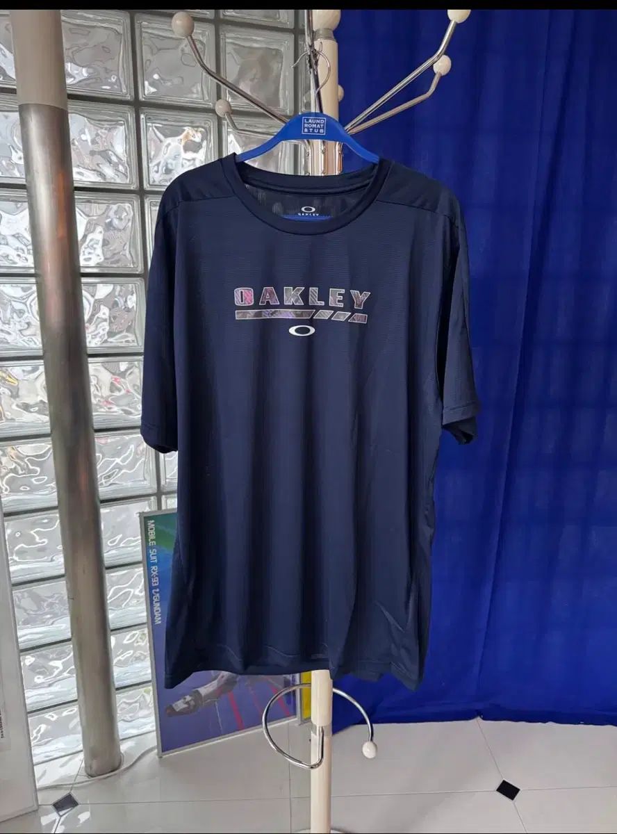 オークリー 半袖 Tシャツ ネイビー 【公式通販】