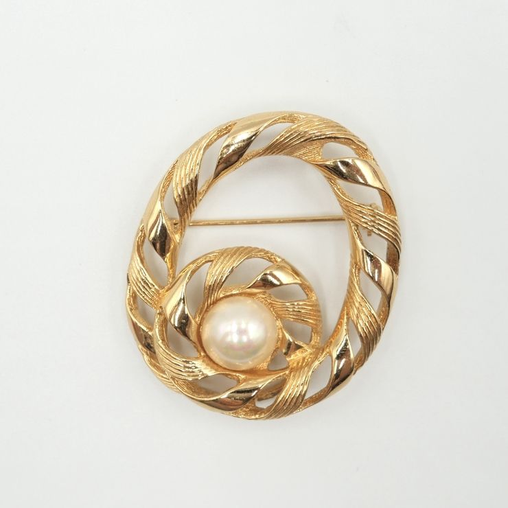 Christian Dior（クリスチャン ディオール）ヴィンテージ パール ブローチ ゴールド サークル レディース アクセサリー【中古】
