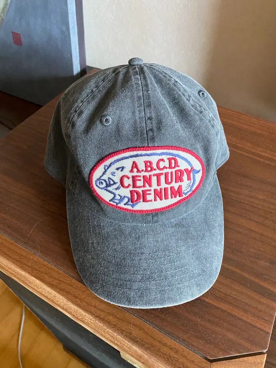 KAPITAL Osaka Exclusive CLUE ベースボールキャップ ブラック カラーです。タグ付き 新品商品
