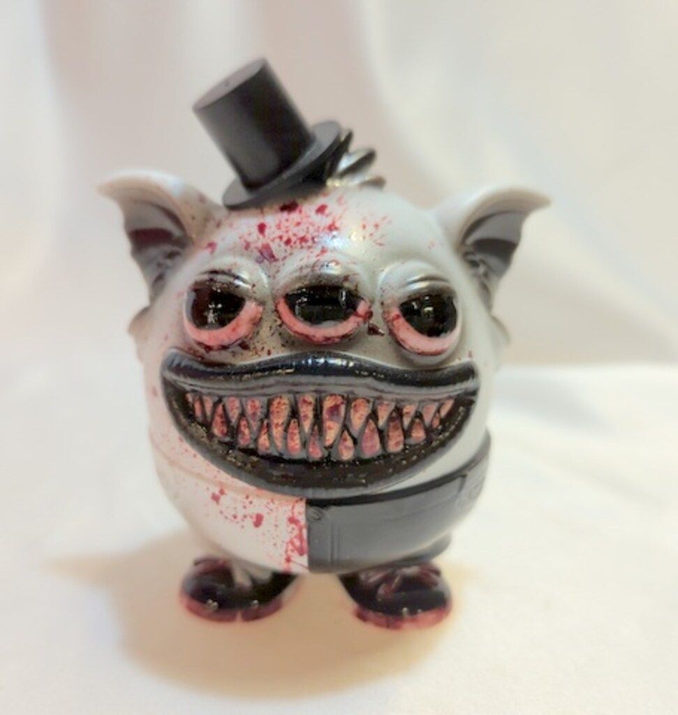 PEEK A BOO TOY GIGIGU Silent Pierrot 【公式通販】