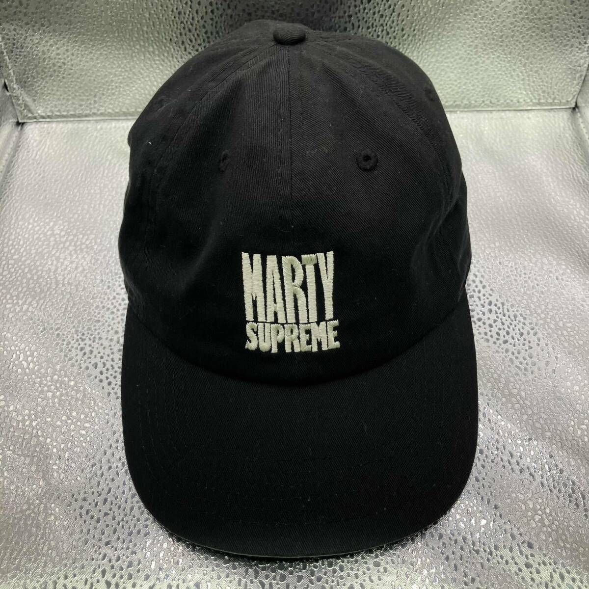 URBAN RESEARCH × MARTY SUPREME × A24 キャップ MARTY SUPREME LOGO CAP アーバンリサーチ