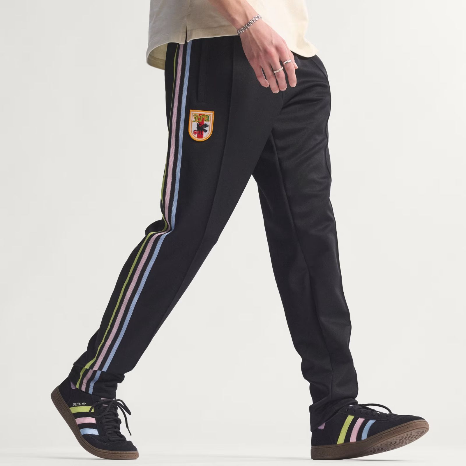 adidas サッカー日本代表 オリジナルス トラックパンツ 2XL アディダス ジョガーパンツ ジャージ KA1520